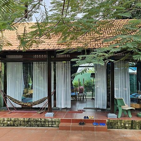 Phu Dien Homestay Cat Tien Exterior foto