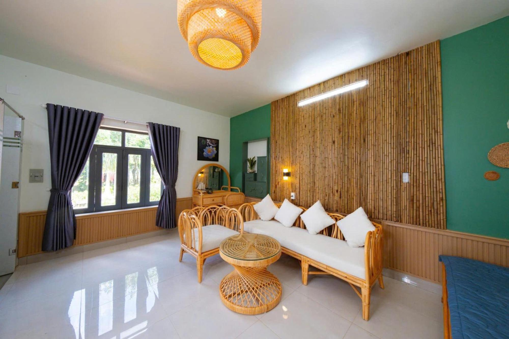 Phu Dien Homestay Cat Tien Exterior foto